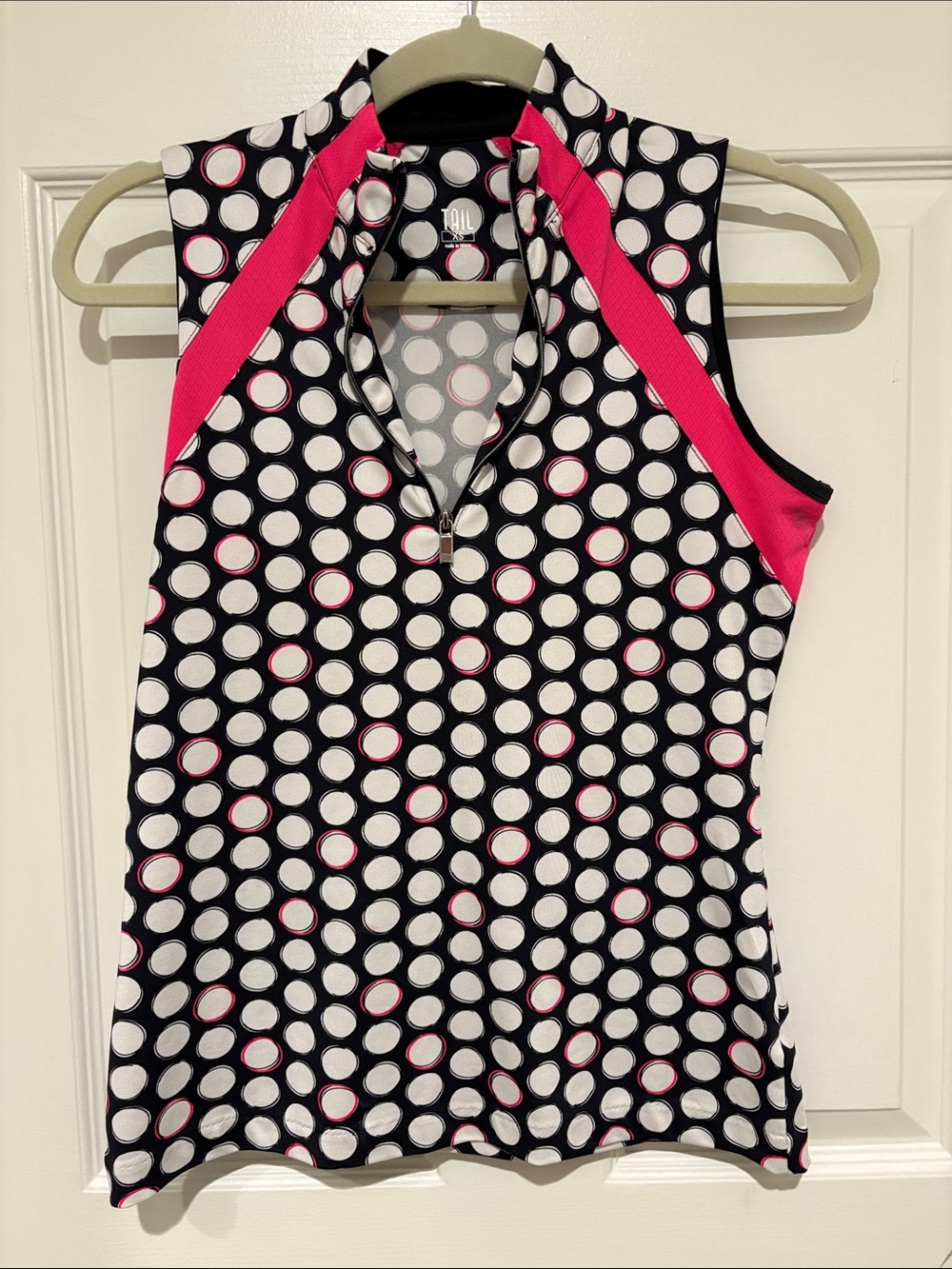 Tail Women's Sleeveless Golf Polo - Black, White & Hot Pink Dot Print
